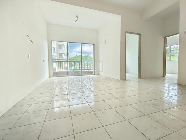 King's Height Apartment 1