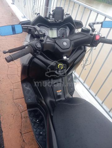 Yamaha xmax 250 - photo 7 of 8