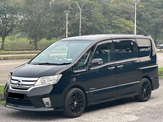 2013 Nissan SERENA 2.0 / MARKET BEST CONDITION / - 1
