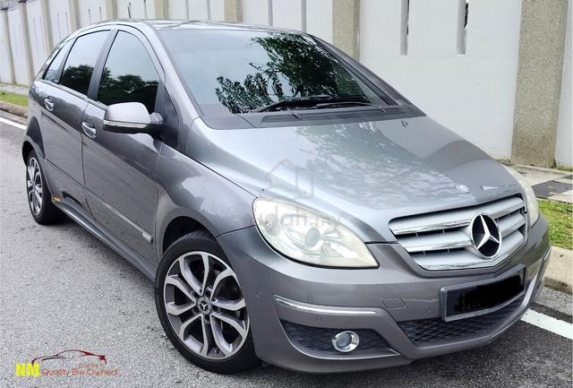 Mercedes Benz B180 1.7(A)AVANTGARDE*B 170*r2011 - 1