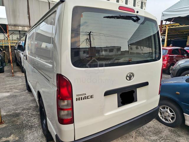 2010 Toyota HIACE PANEL VAN 2.5 D - 4
