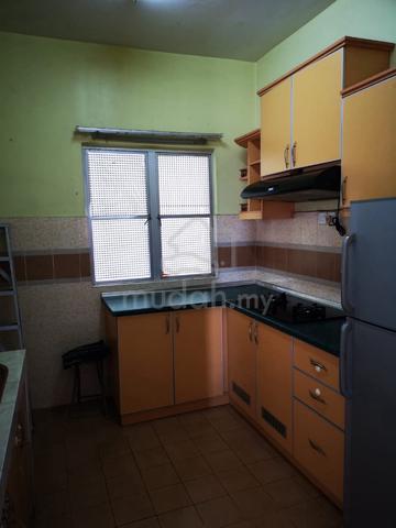 Bangi Idaman Apartment 1
