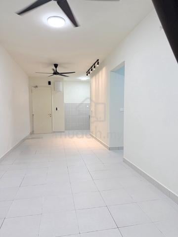 Residensi Max 1