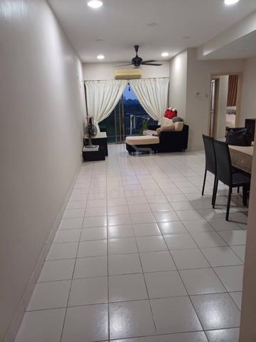 Danga View Apartment 1