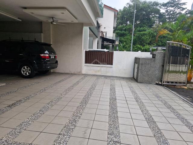 3 Storey Semi-D house @ Desa Tiara @ Kuchai Lama for sale 1