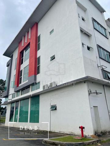 ROI 4.7% End Lot Double storey Terrace Factory Seksyen 33 Shah Alam 1