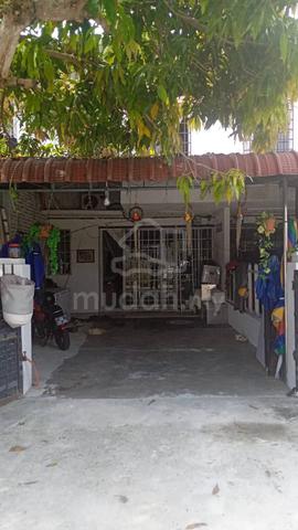 Double storey house for 1st home buyer 1