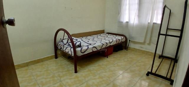 Bilik sewa bangi 1