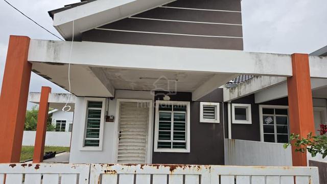 Cornerlot Teres Setingkat di Tronoh Akasia 1