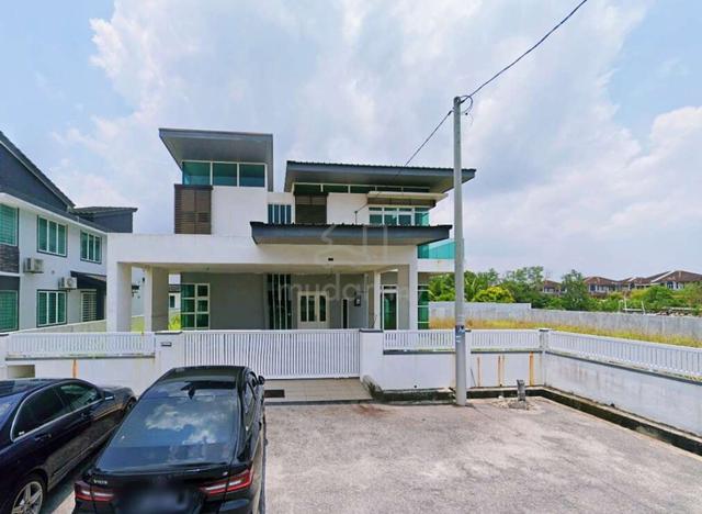 Persiaran Venice Sutera 8/1 Desa Manjung Raya, Lumut, Perak 1
