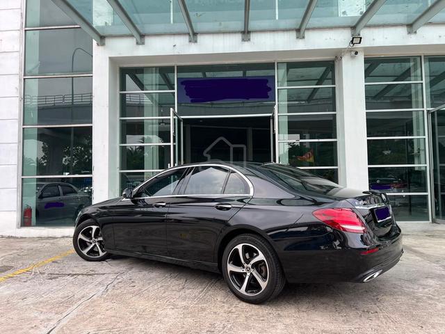 2020 Mercedes Benz E 200 - 2