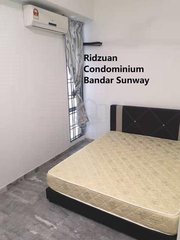Ridzuan condominium sunway medium room for rent (mix gender house) 1