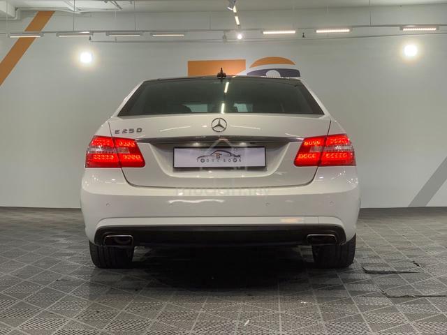2012 Mercedes Benz E-CLASS 1.8 200 CGI BLUEEFCY - 5
