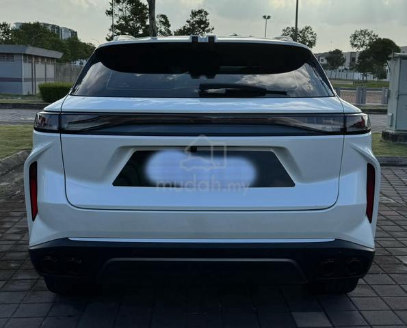2025 OMODA C9 AWD 2.0T | 20,000 KM | 1 Owner | - 4