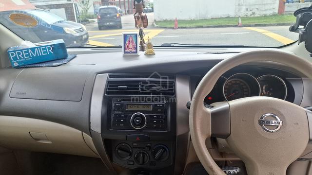 2011 Nissan GRAND LIVINA 1.6 CLASSIC/COMFORT (A) - 5