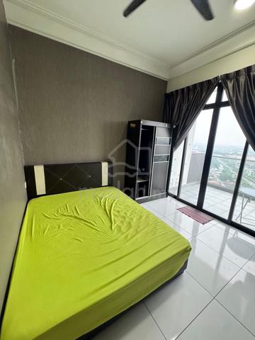 Platino apartment beside paradigm mall /room near ciq / near Jb town 1