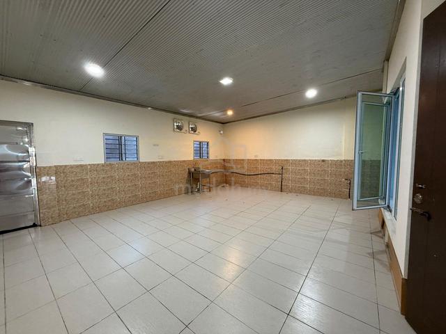 Renovated and Extended Stephen Yong 2.5 Storey Terrace 1