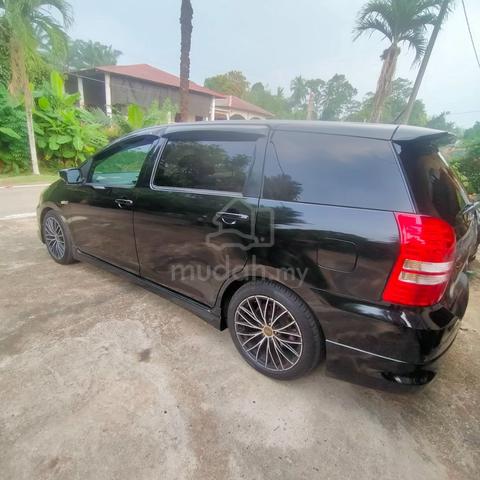 2005 Toyota WISH 1.8 X AERO SPORTS ZNE10 - 2