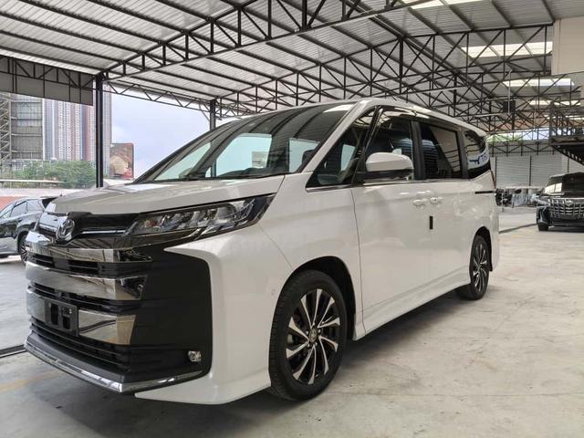 2022 Toyota NOAH 2.0 SZ (A) - 1