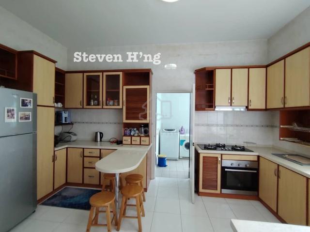 Sri Pangkor (Pulau Tikus) 1