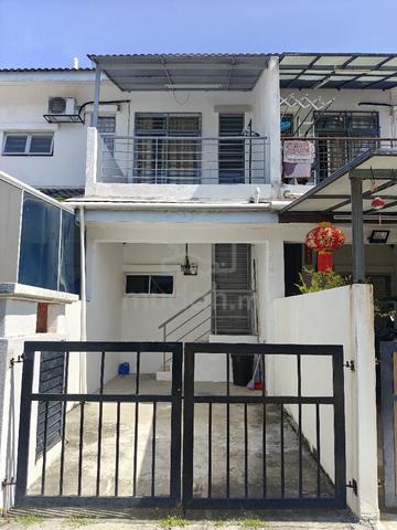 Town Villa Taman Tasik Puchong 1