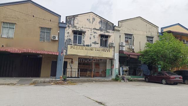 1.5 Storey Factory/Warehouse (2000sf) Kajang Utama for rent 1