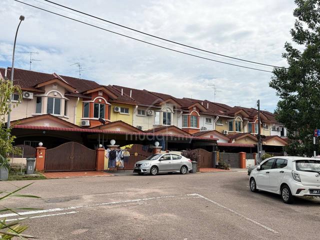Taman Nusa Bestari 1