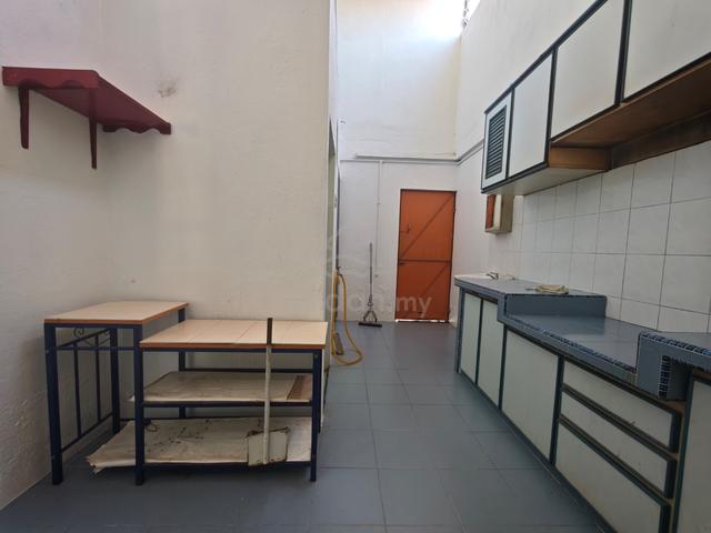 Single storey terrace for sale at Tanjung Bungah, Penang 1