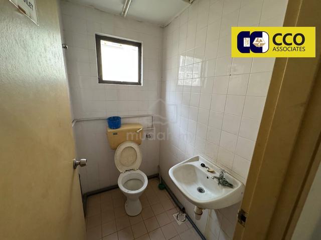 Greentown First Floor Shop Lot For Rent 5