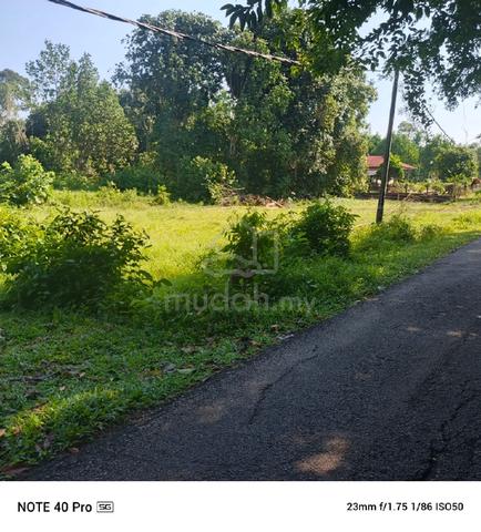 Tanah di Padang Kabar, Tasek 1