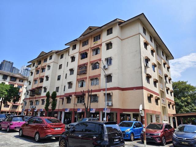 Flat PKNS Seksyen 7 Shah Alam 1