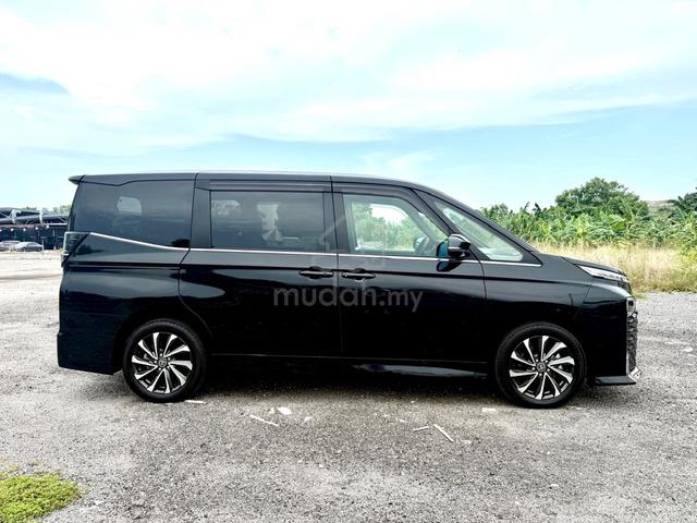 2023 Toyota VOXY 2.0 S-Z (A) - 4