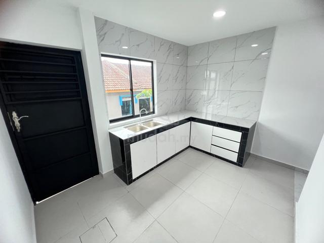 1 Sty Jalan Pertanian Fully Renovated Extended Taman Universiti Skudai 5
