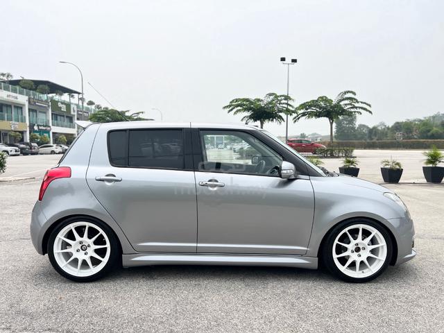 2011 Suzuki Swift 1.5 GLX Facelift ZC21 (A) - 3