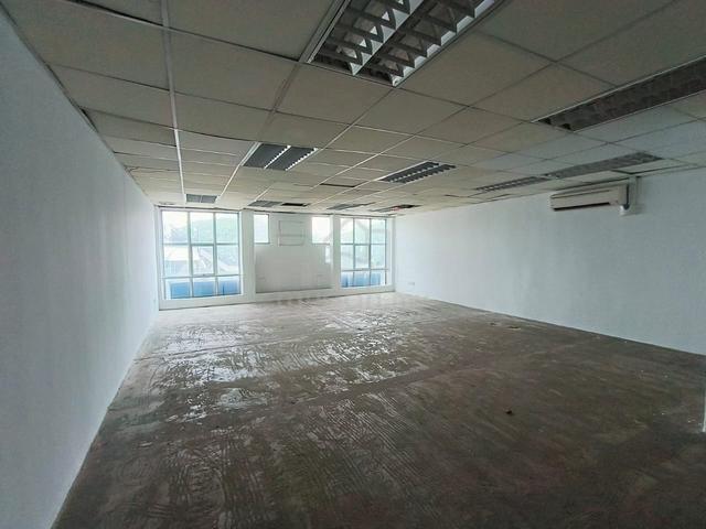γ Puchongπ₯ γTaman Kinrara Seksyen 1 Office for Rent 1