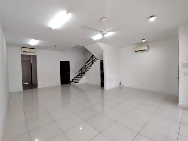 [Below market] 2Sty Desa 10 Jalan Artistik, Bdr Country Homes, Rawang 1