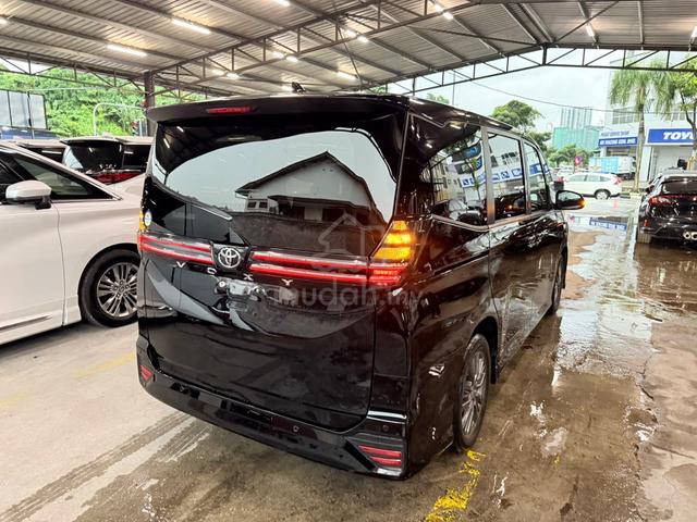 2022 Toyota VOXY 2.0 S-G (A) 8 Seater 2 Power Door - 2