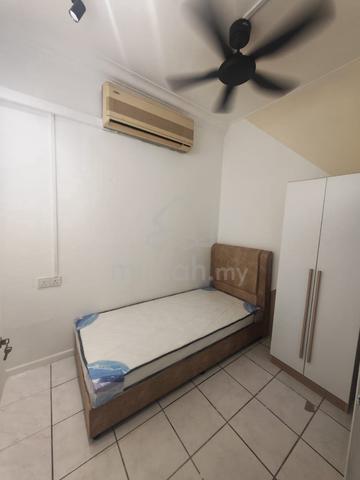 5Min🚶‍LRT!Room For Rent at Bukit OUG Condominium Bkt Jalil Sri Ptlng 1