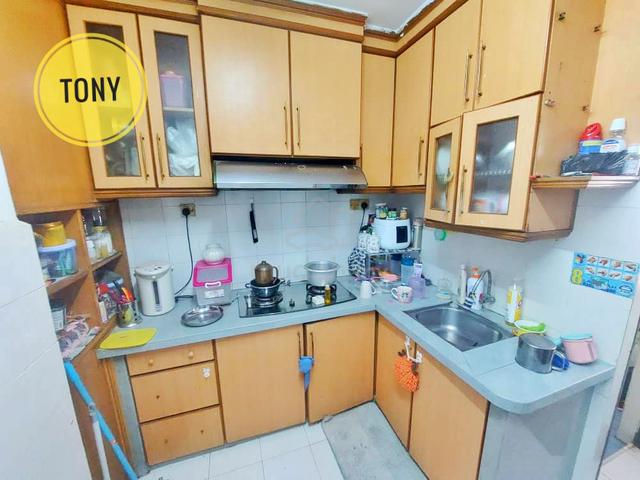 Sri Ivory (Sri Ivori) Apartment 1