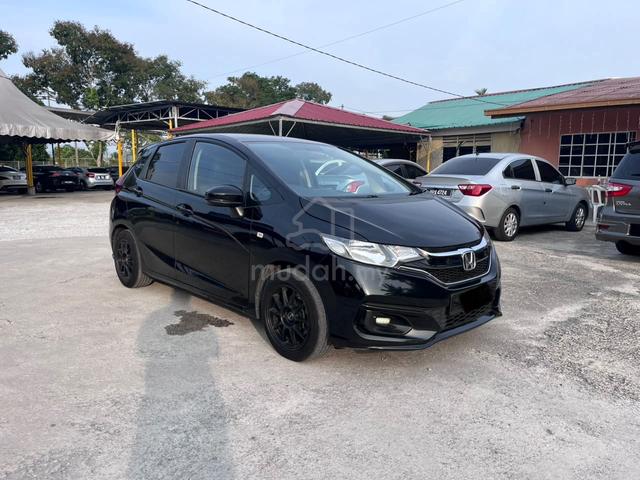 2020 Honda Jazz 1.5 E (A) GK5 (LOAN KEDAI) - 2
