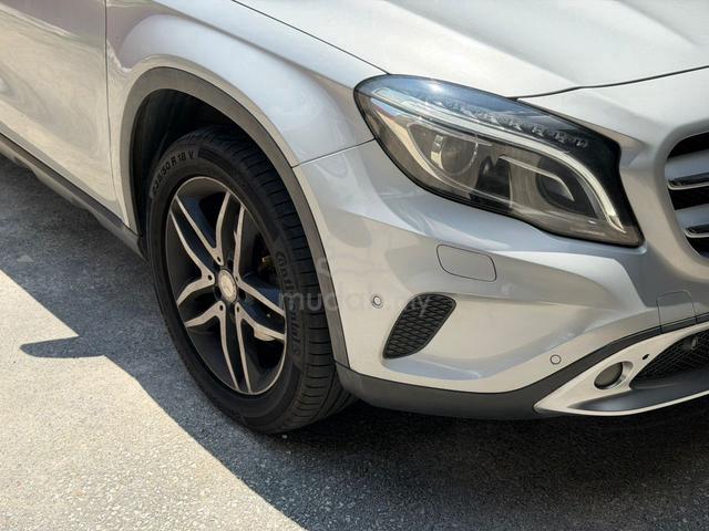 2014/2015 Mercedes Benz GLA200 1.6 (A) LOAN KEDAI - 5