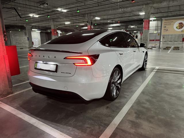 2023 Tesla MODEL 3 RWD MY23 (A) - 2