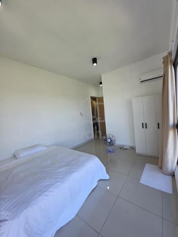 Lido Four Seasons Residence 1