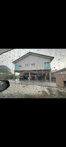Rumah Semi D Paya Jaras 2 Tingkat Cantek  1