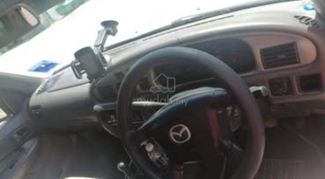 2004 Mazda FIGHTER 2.5 B2500 BASIC SPEC (M) - 4