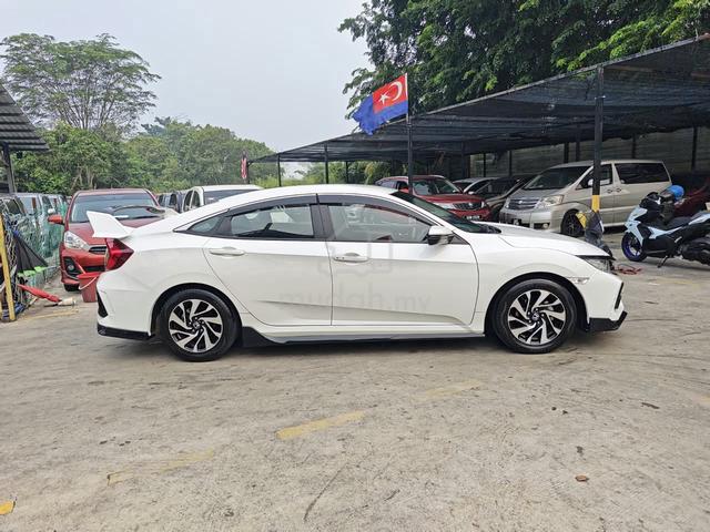 2017 Honda CIVIC FC 1.8 (AUTO) - 2