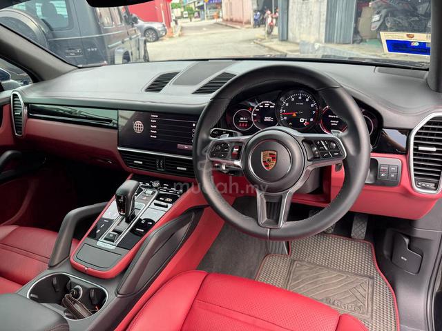 2022 Porsche CAYENNE 3.0 V6 Local Spec Full Loan - 5