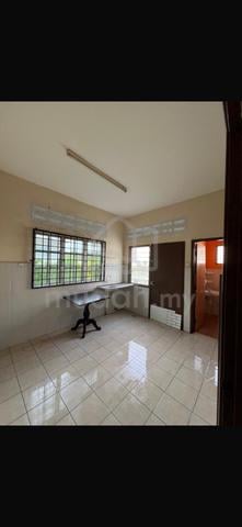 Cornet Lot N.S. Pasir Panjang 2-Storey Terraced House For Rent 1