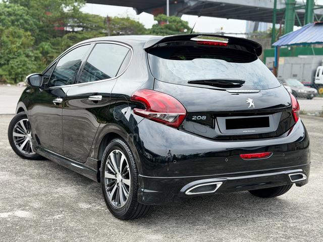 2019 Peugeot 208 1.2 PURETECH FULL SERVICE PEUGEOT - 4