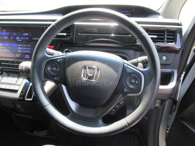 Honda STEPWAGON 1.5 SPADA 2021 8 SEATER - 4
